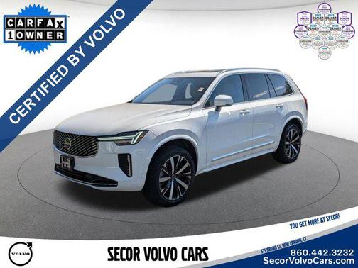 Crystal White Metallic 2025 Volvo XC90 Core