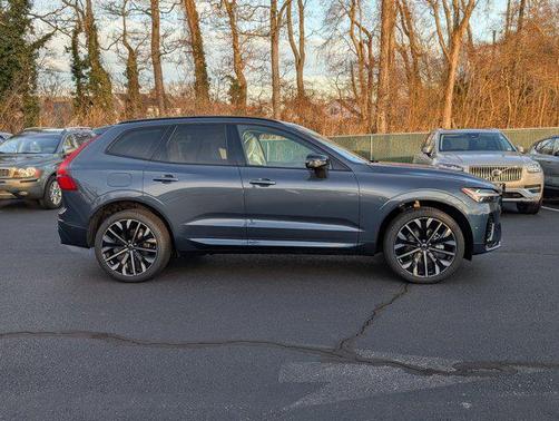 2026 Volvo XC60 B5 Ultra