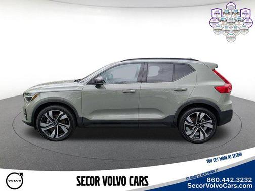 Sage Green Metallic 2023 Volvo XC40 Plus Dark Theme