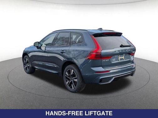 Denim Blue Metallic 2026 Volvo XC60 B5 Plus