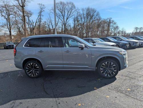 2026 Volvo XC90 B6 Ultra 7-Seater