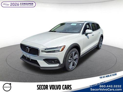 Crystal White Pearl 2026 Volvo V60 Cross Country B5 Plus Wagon