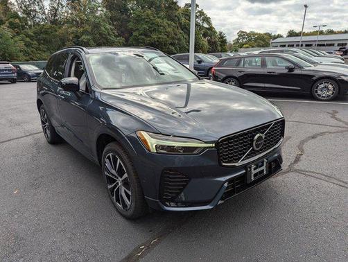 2025 Volvo XC60 B5 Plus
