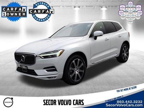 Crystal White Metallic 2021 Volvo XC60 T5 Inscription