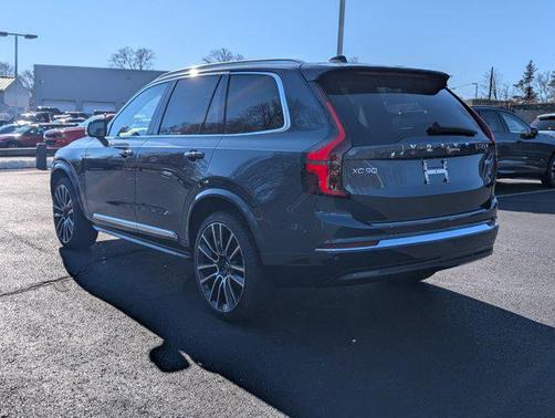 2026 Volvo XC90 B6 Ultra 7-Seater