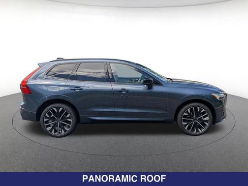 Denim Blue Metallic 2026 Volvo XC60 B5 Ultra