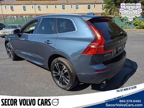 2021 Volvo XC60 T5 Momentum