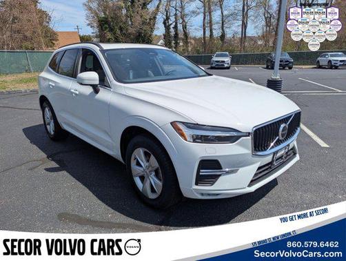 2022 Volvo XC60 Momentum