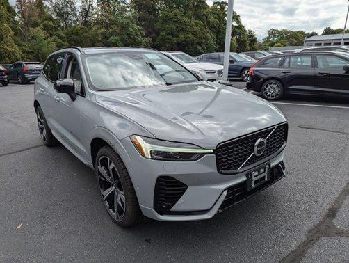 2025 Volvo XC60 Plug-In Hybrid T8 Ultra