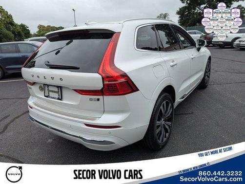 2023 Volvo XC60 Plus Bright Theme