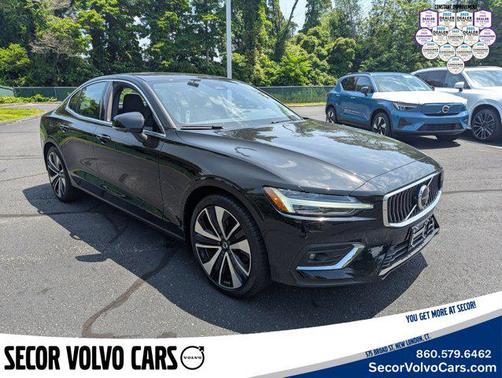 2023 Volvo S60 Ultimate Bright Theme
