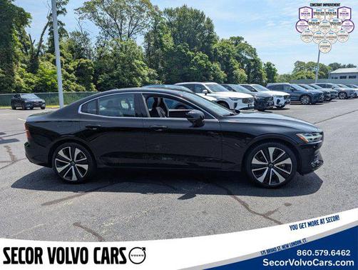 2023 Volvo S60 Ultimate Bright Theme