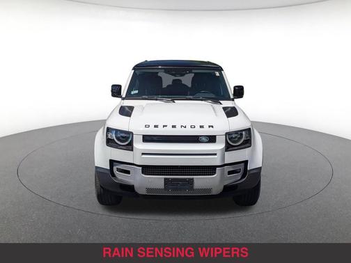 Fuji White 2023 Land Rover Defender S