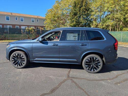 2026 Volvo XC90 B6 Plus 7-Seater