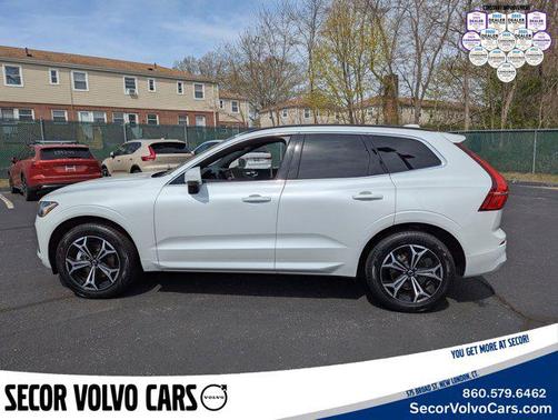 2022 Volvo XC60 Momentum