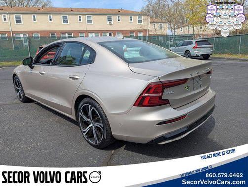 2024 Volvo S60 Ultimate Dark Theme