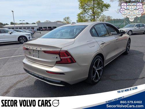 2024 Volvo S60 Ultimate Dark Theme