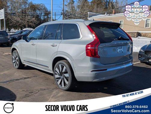2024 Volvo XC90 Recharge Plug-In Hybrid Plus Bright Theme