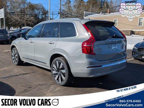 2024 Volvo XC90 Recharge Plug-In Hybrid Plus Bright Theme
