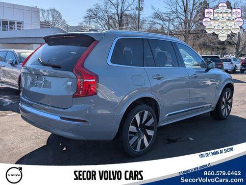 2024 Volvo XC90 Recharge Plug-In Hybrid Plus Bright Theme