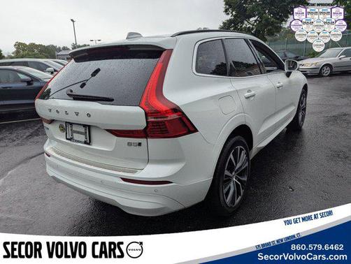 2022 Volvo XC60 Momentum