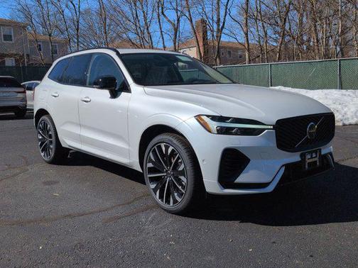 2026 Volvo XC60 Plug-In Hybrid Ultra, T8 AWD Electric/Gasoline, Dark