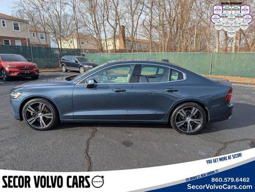 2022 Volvo S60 T5