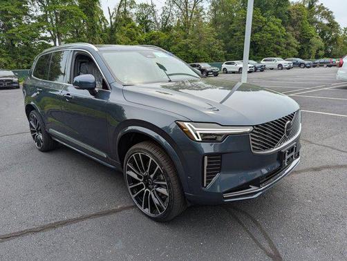 2025 Volvo XC90 B6 Ultra