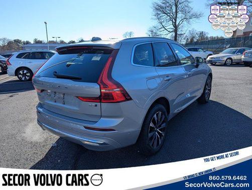 2023 Volvo XC60 Plus Bright Theme