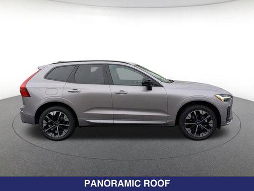 Aurora Silver 2026 Volvo XC60 B5 Plus
