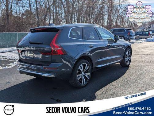 2023 Volvo XC60 Plus Bright Theme