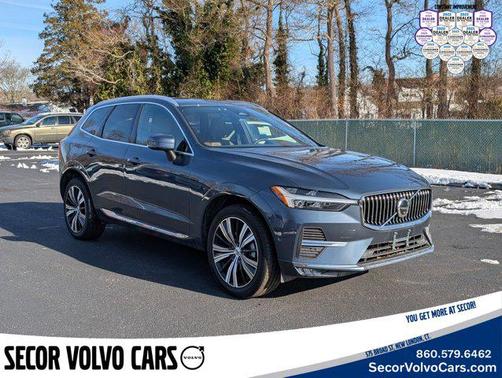 2023 Volvo XC60 Plus Bright Theme