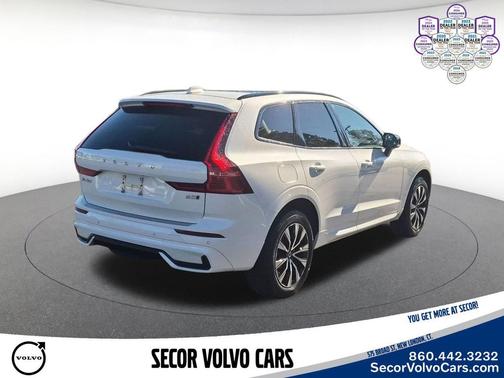 Crystal White Metallic 2024 Volvo XC60 Core Dark Theme