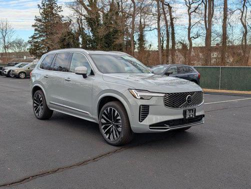 2026 Volvo XC90 B6 Plus 7-Seater