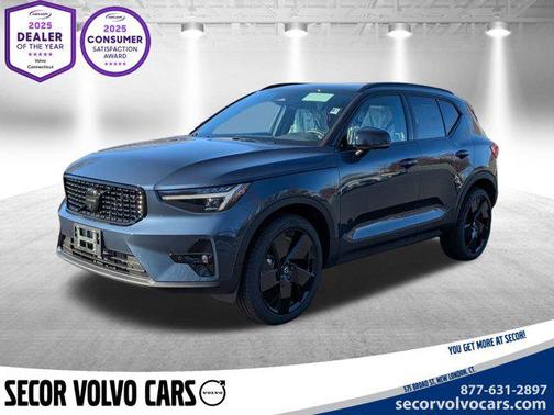 2026 Volvo XC40 Black Edition Ultra, B5 AWD Gas (mild hybrid)