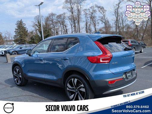 Fjord Blue Metallic 2023 Volvo XC40 Plus Bright Theme