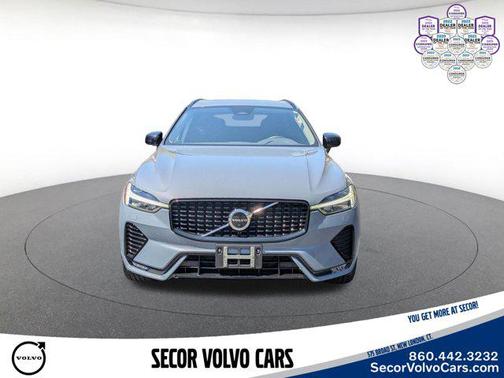 Thunder Gray Metallic 2023 Volvo XC60 Plus Dark Theme