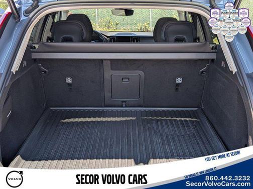 Thunder Gray Metallic 2023 Volvo XC60 Plus Dark Theme