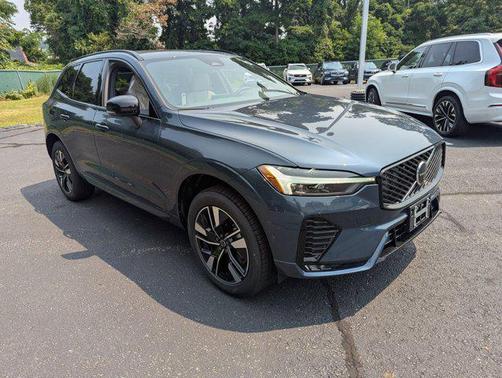 2026 Volvo XC60 B5 Plus