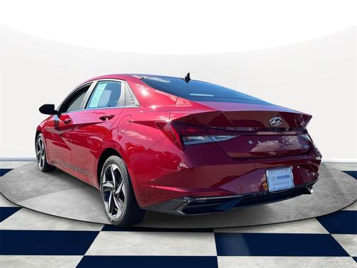 2023 Hyundai ELANTRA Limited