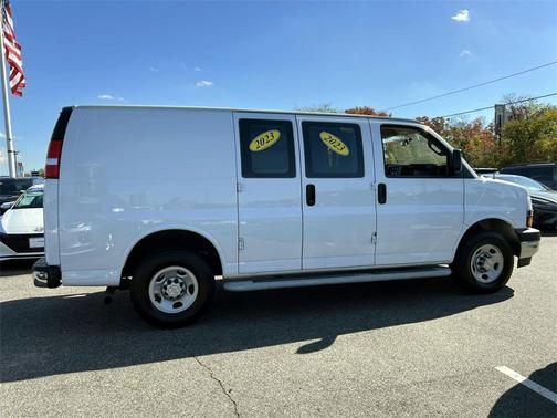 2023 Chevrolet Express 2500 RWD 2500 Regular Wheelbase WT