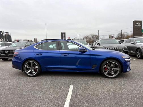 2025 Genesis G70 2.5T AWD