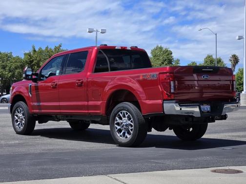 RAPID RED 2022 Ford F-250 SUPER DUTY