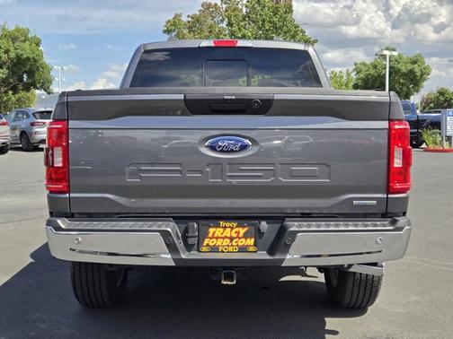 CARBONIZED GRAY METALLIC 2023 Ford F-150 XL