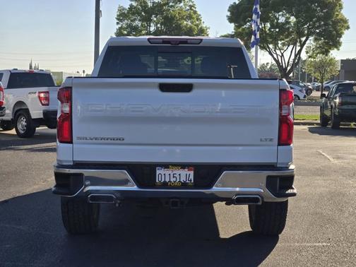 Summit White 2022 Chevrolet Silverado 1500 LTZ