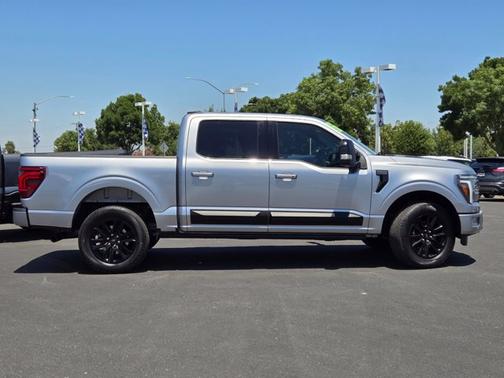 ICONIC SILVER METALLIC 2024 Ford F-150 PLATINUM
