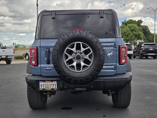 AZURE GRAY MET TRI-COAT 2025 Ford Bronco BADLANDS