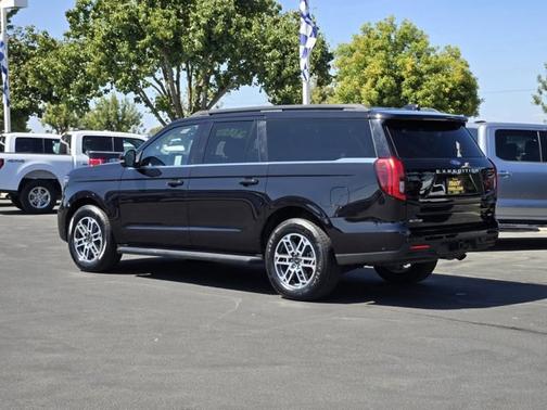 AGATE BLACK METALLIC 2025 Ford Expedition ACTIVE