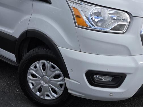 2022 Ford Transit-350 