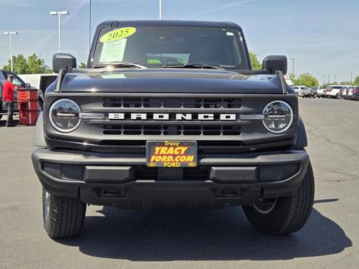 SHADOW BLACK 2025 Ford Bronco BIG BEND